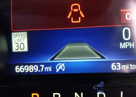 2021 Ford Explorer Xlt z USA, uszkodzony, nr VIN 1FMSK8DH4MGC40372